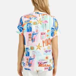 Blousetop with panel and v-neck
